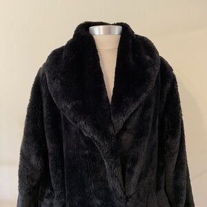 Me Jane Black Faux Fur Coat One Size Fits Most